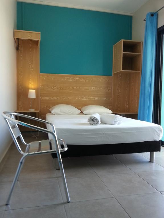 L'Annexe 66 , Saint Denis Centre Ville , A 200 M De La Rue Pietonne , Du Petit Marche Et Du Leader Price , Sur Une Rue Calme, Parking Gratuit Sur La Rue Esterno foto